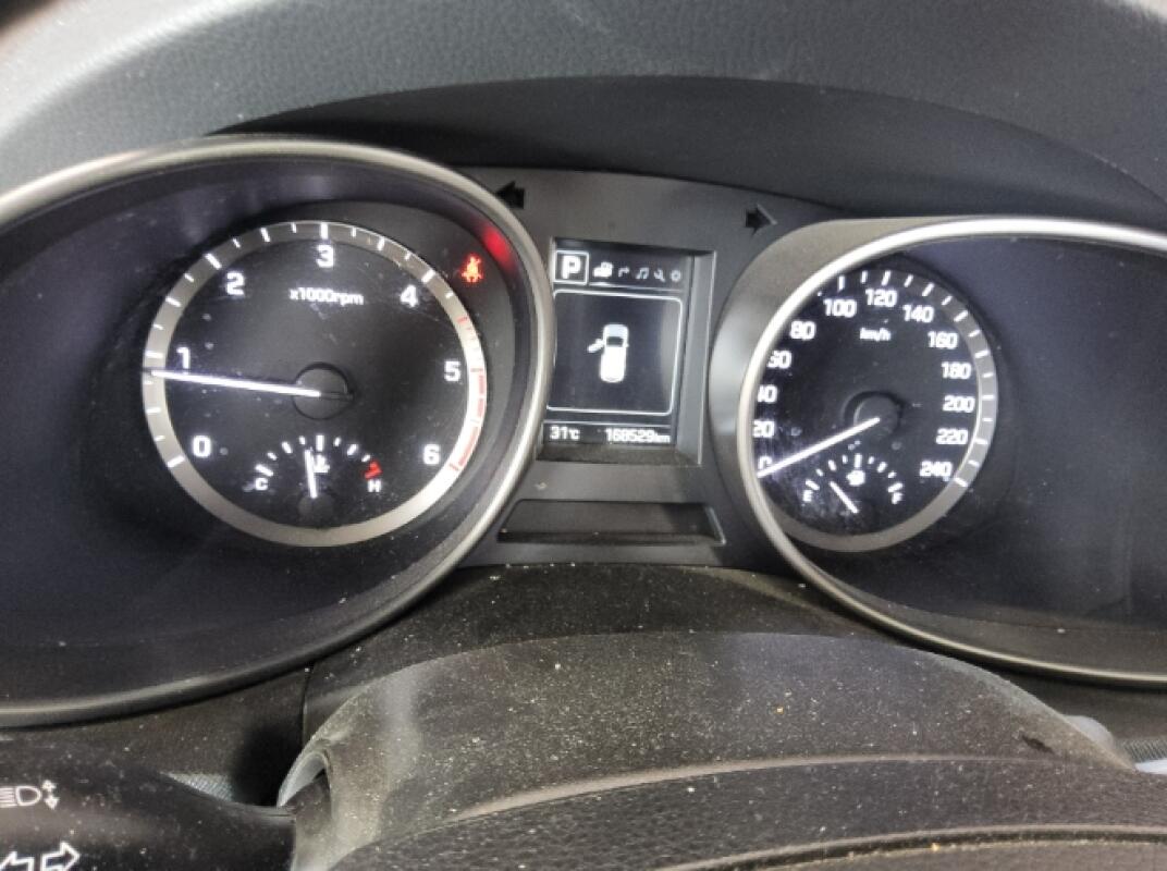 Hyundai SantaFe (2015)