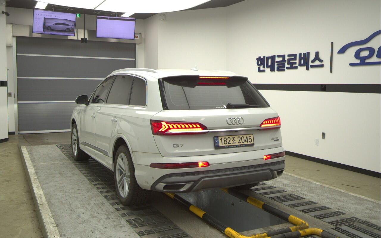 Audi Q7 (2020)