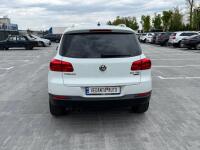 Volkswagen Tiguan (2015)