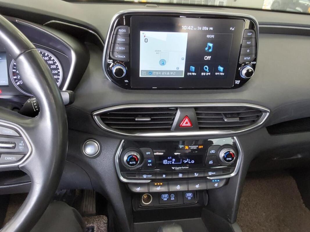 Hyundai SantaFe (2018)