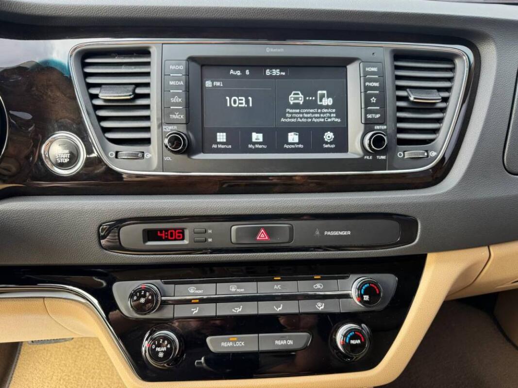 Kia Carnival (2018)