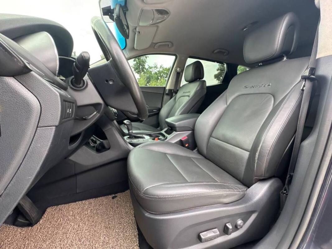 Hyundai SantaFe (2016)