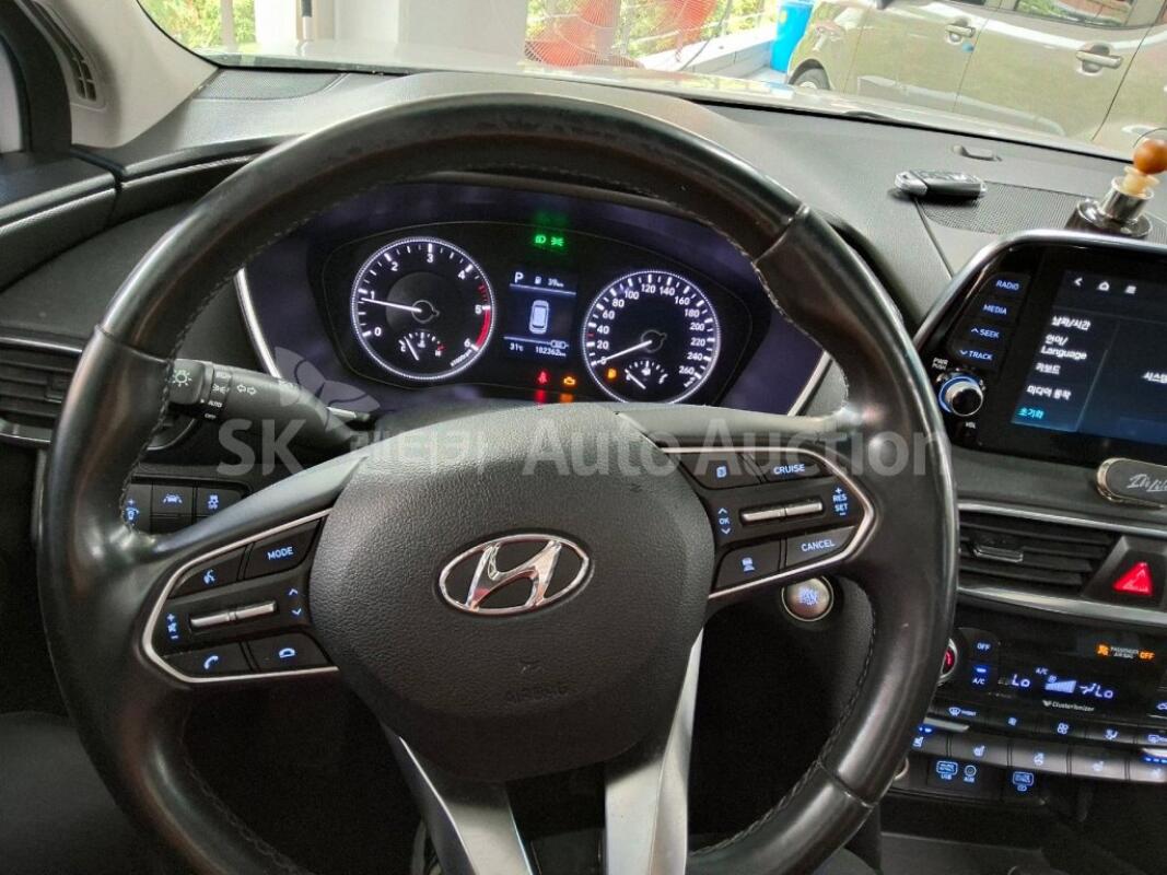 Hyundai SantaFe (2018)
