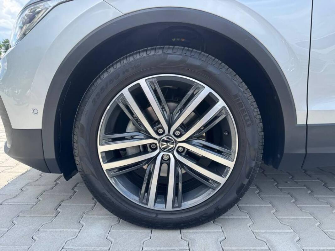 Volkswagen Tiguan (2022)