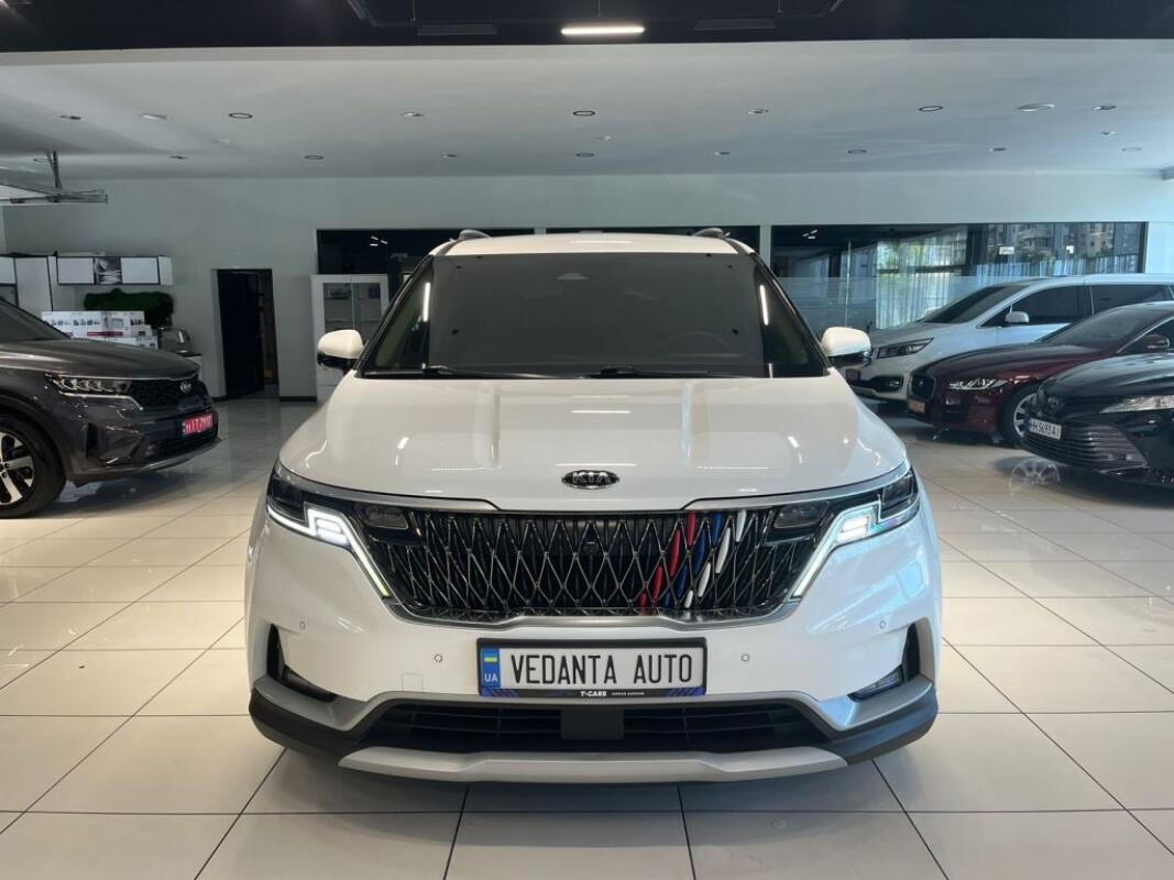Kia Carnival (2021)