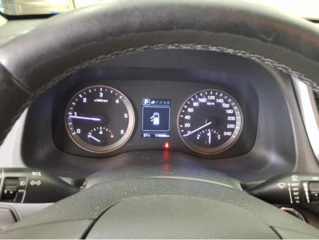 Hyundai Tucson (2016)