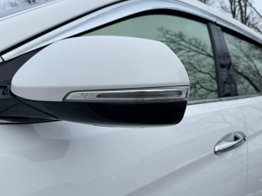 Hyundai SantaFe (2016)