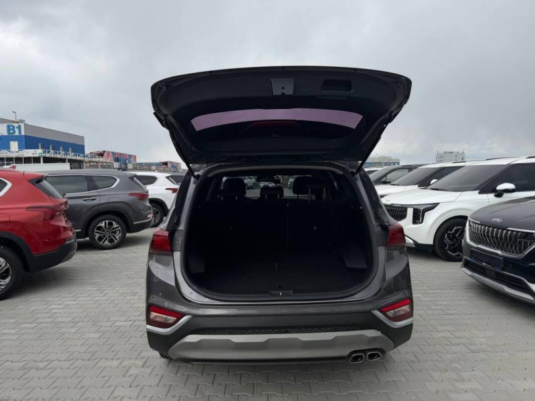 Hyundai SantaFe (2019)