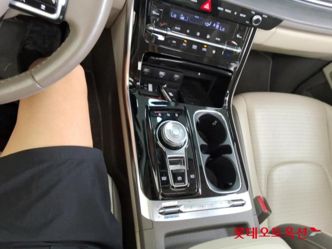 Kia Carnival (2020)