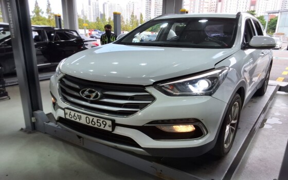 Hyundai SantaFe (2015)