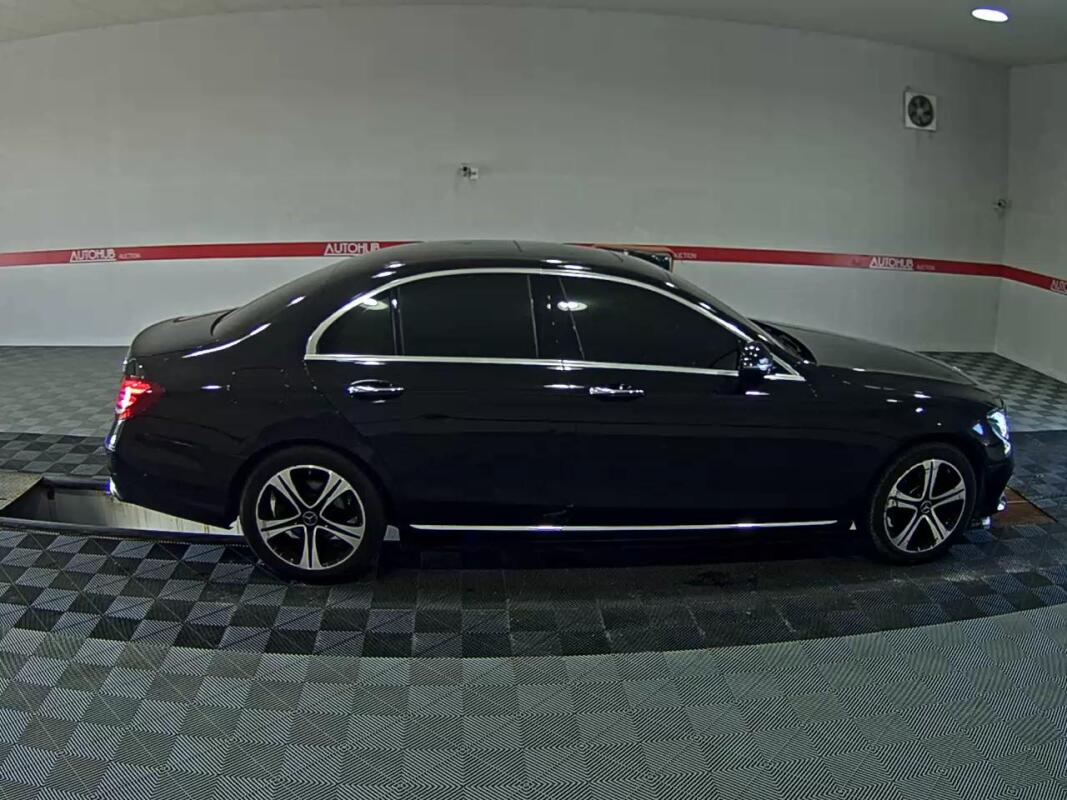 Mercedes E220d (2017)
