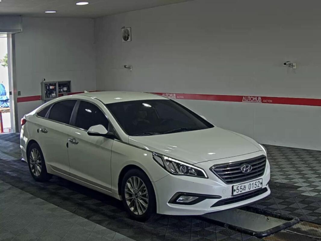 Hyundai Sonata (2015)