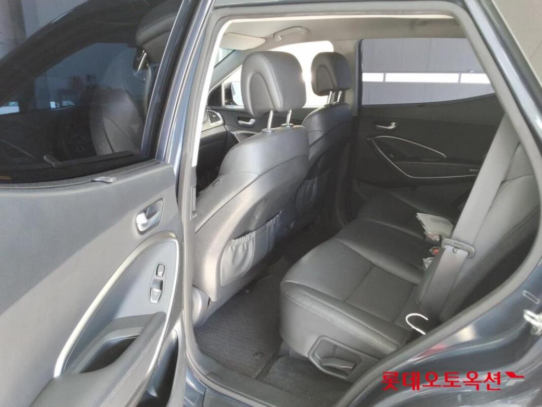 Hyundai SantaFe (2017)