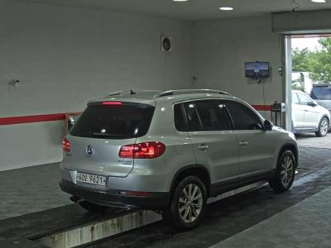Volkswagen Tiguan (2013)