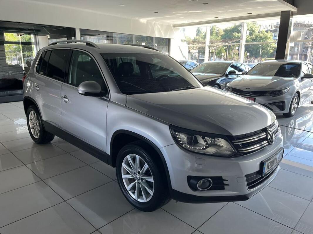 Volkswagen Tiguan (2014)