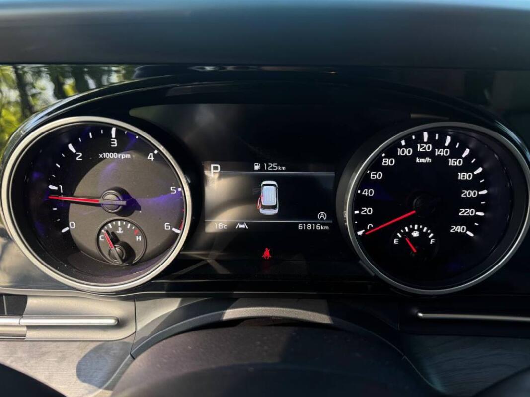 Kia Carnival (2023)