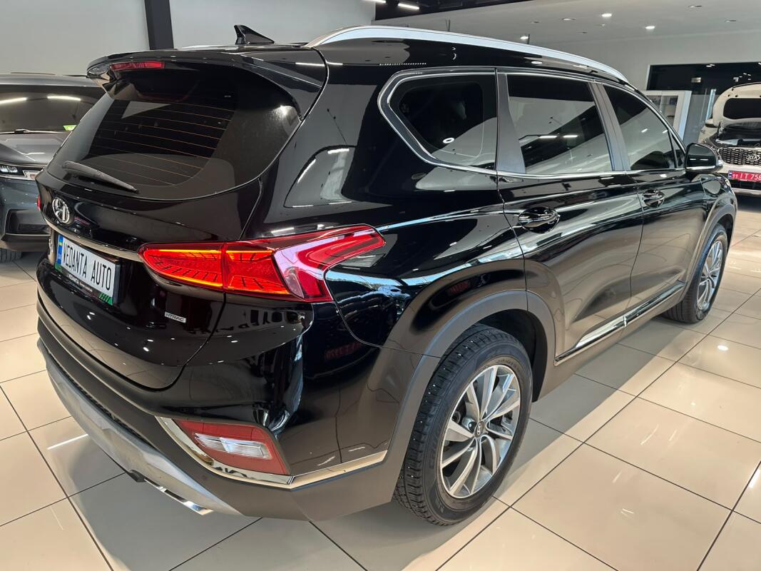 Hyundai SantaFe (2020)