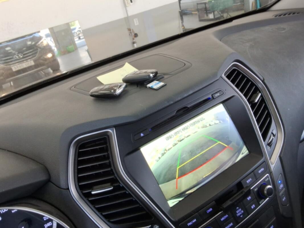 Hyundai SantaFe (2015)