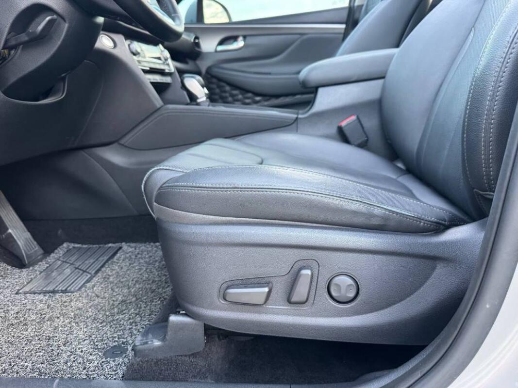 Hyundai SantaFe (2020)