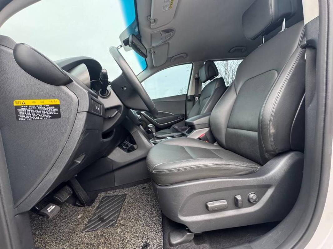 Hyundai SantaFe (2016)