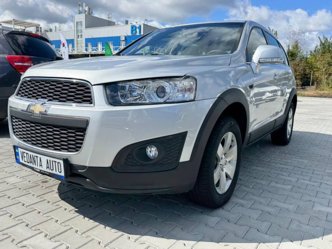 Chevrolet	Captiva (2015)