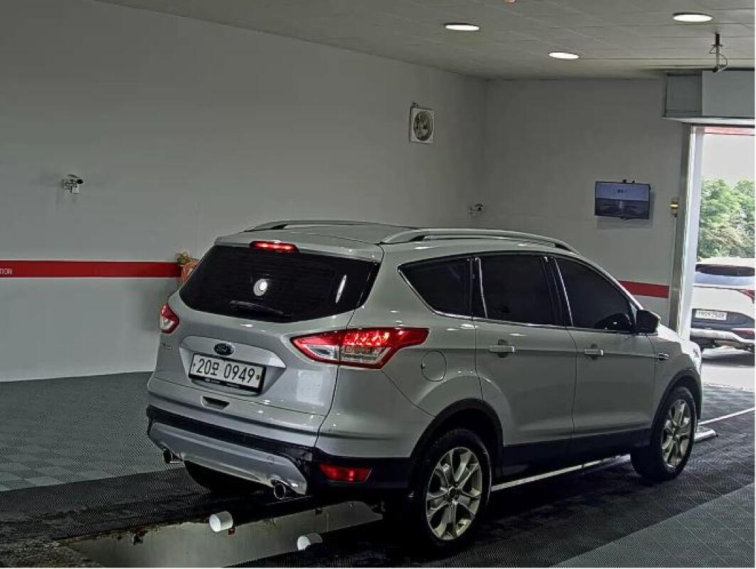 Ford Kuga (2015)