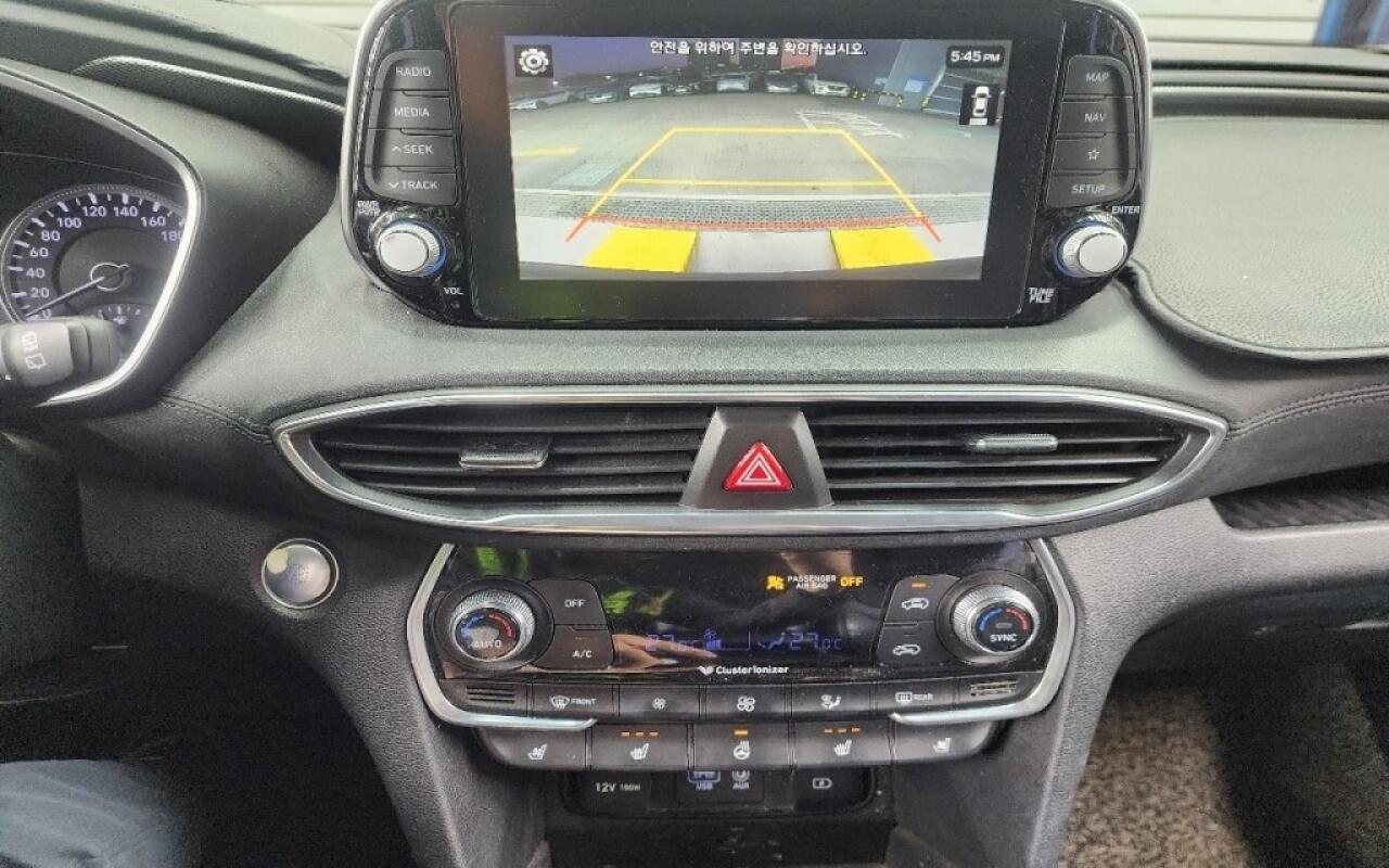 Hyundai SantaFe (2019)