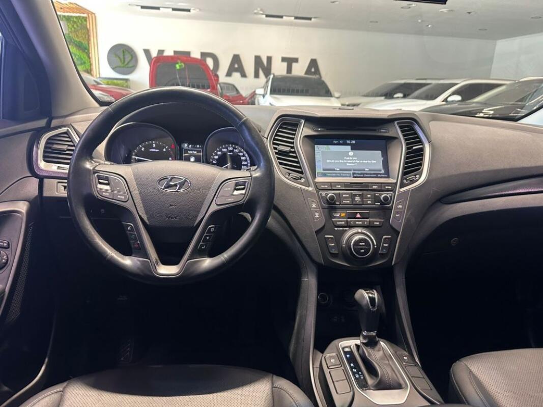 Hyundai SantaFe (2016)