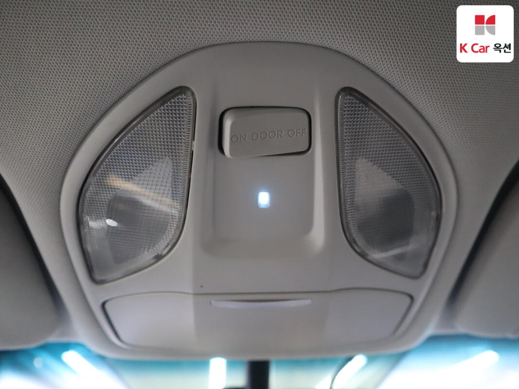 Hyundai SantaFe (2014) Hyundai SantaFe (2014)