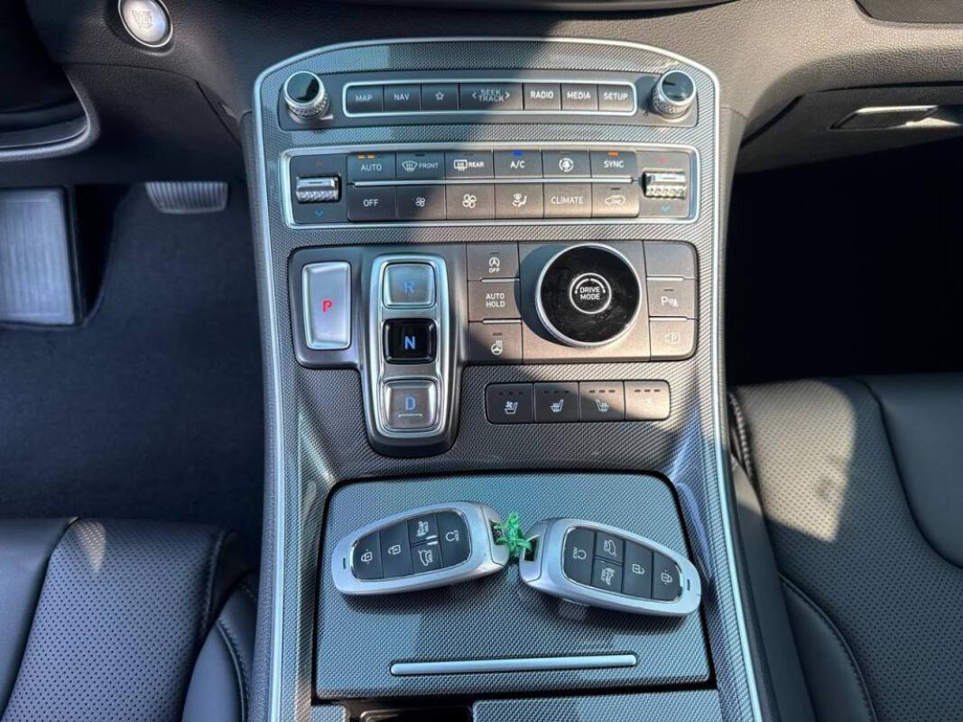 Hyundai SantaFe (2021)