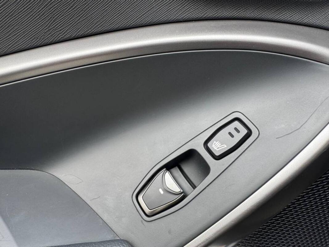 Hyundai SantaFe (2016)