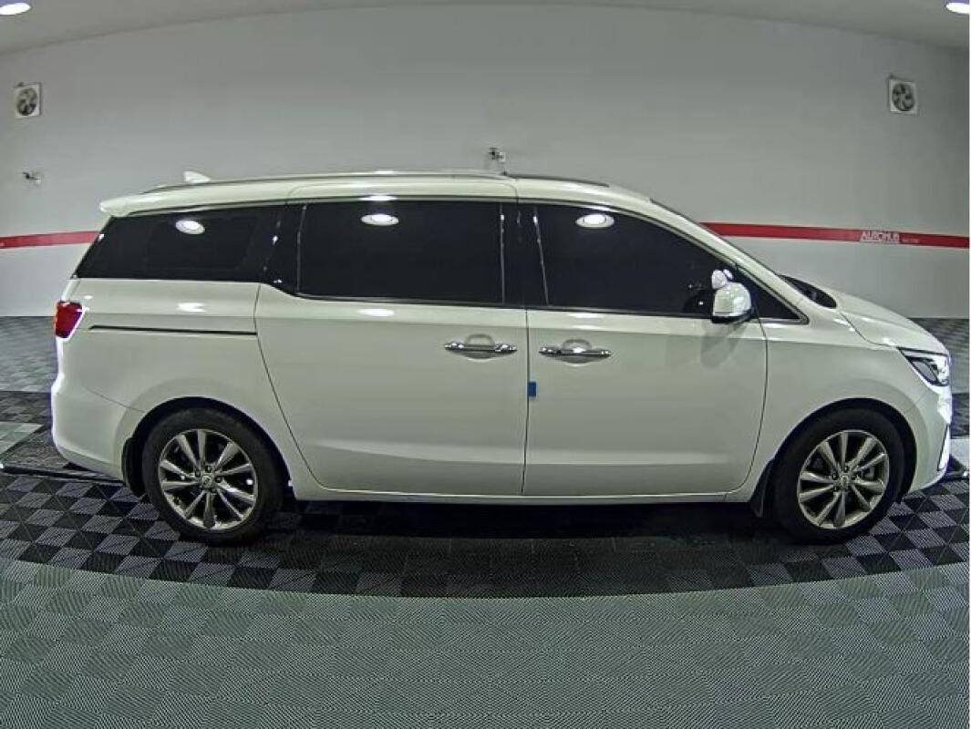 Kia Carnival (2019)