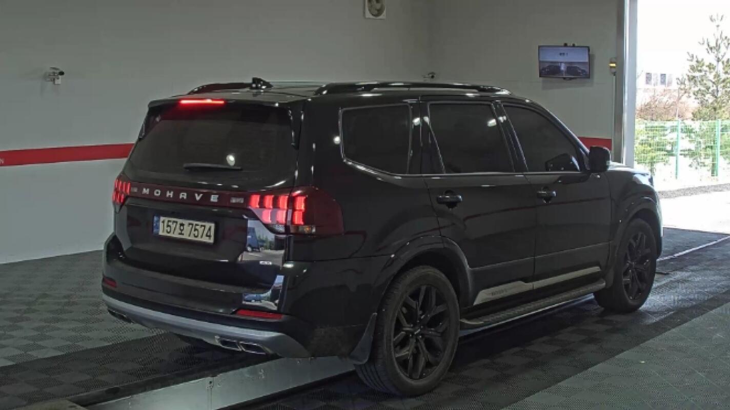 Kia Mohave (2022)