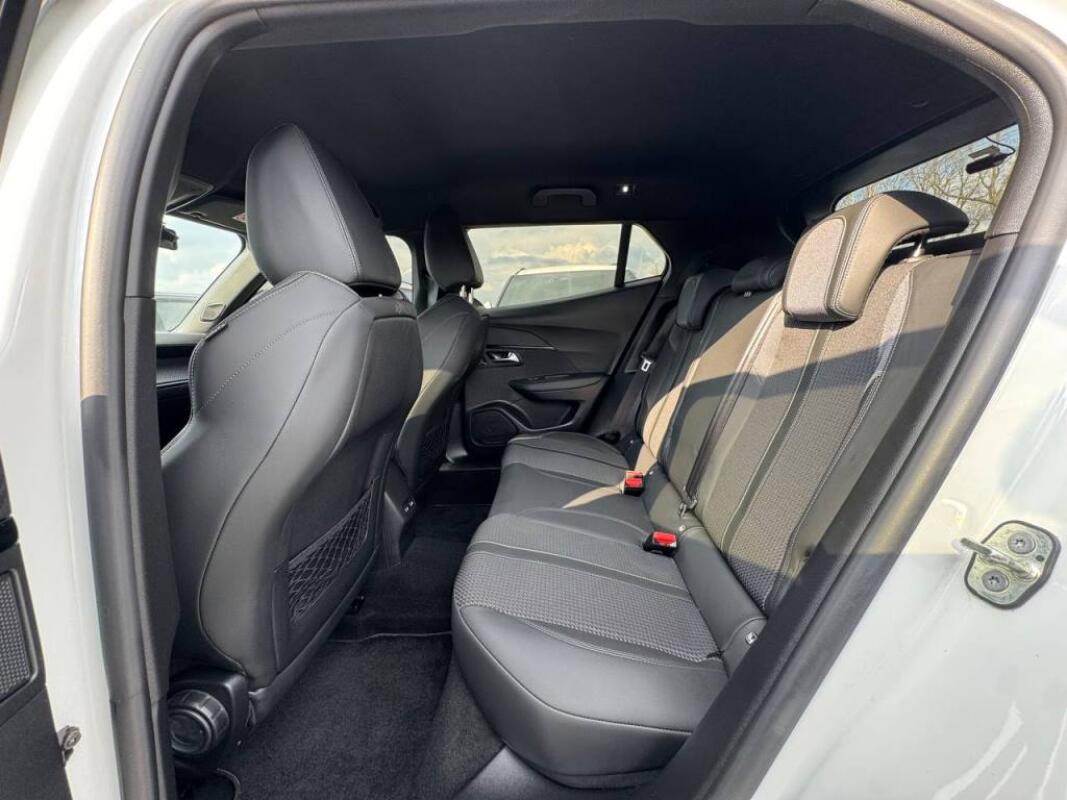 Peugeot 2008 (2022)