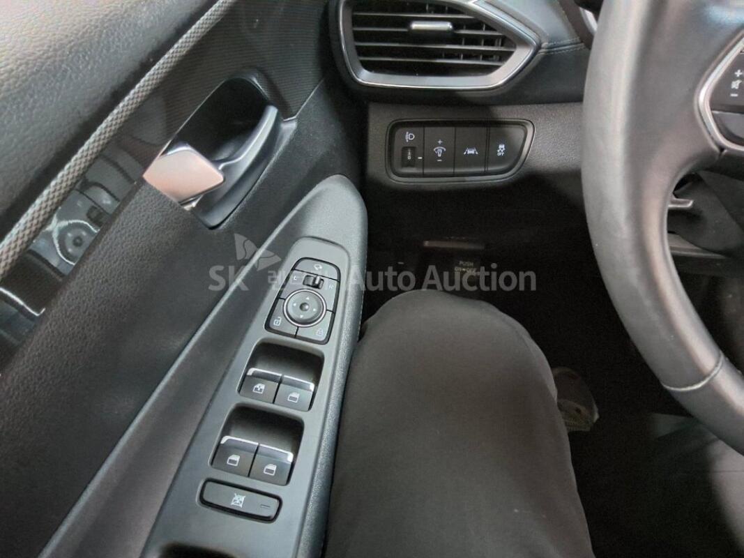 Hyundai SantaFe (2019)