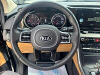Kia Carnival (2021)