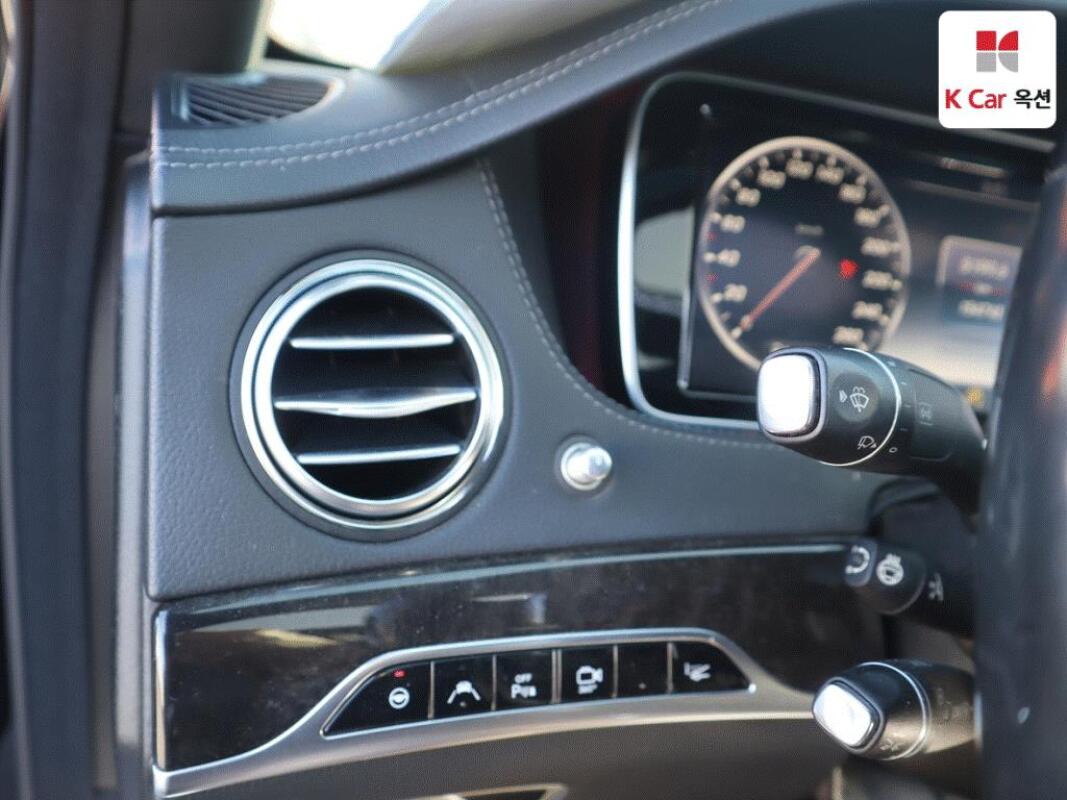 Mercedes S350d (2015)