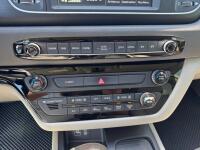 Kia Carnival (2014)