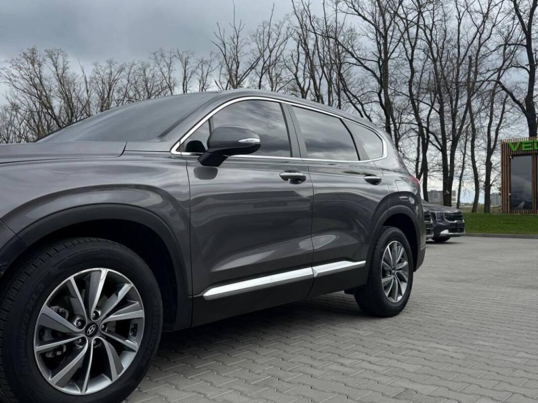 Hyundai SantaFe (2019)