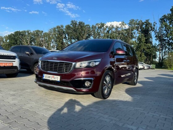 Kia Carnival (2016)