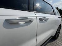 Kia Carnival (2021) Kia Carnival (2021)