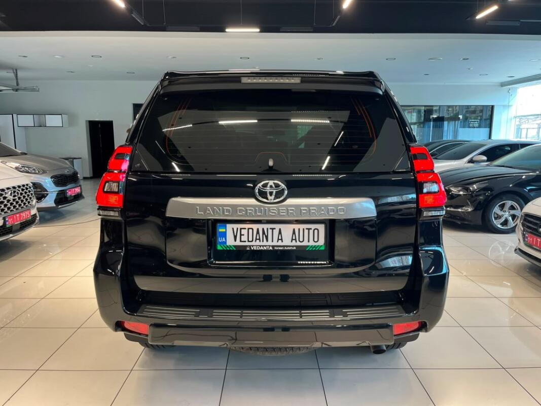 Toyota Land Cruiser (2019)