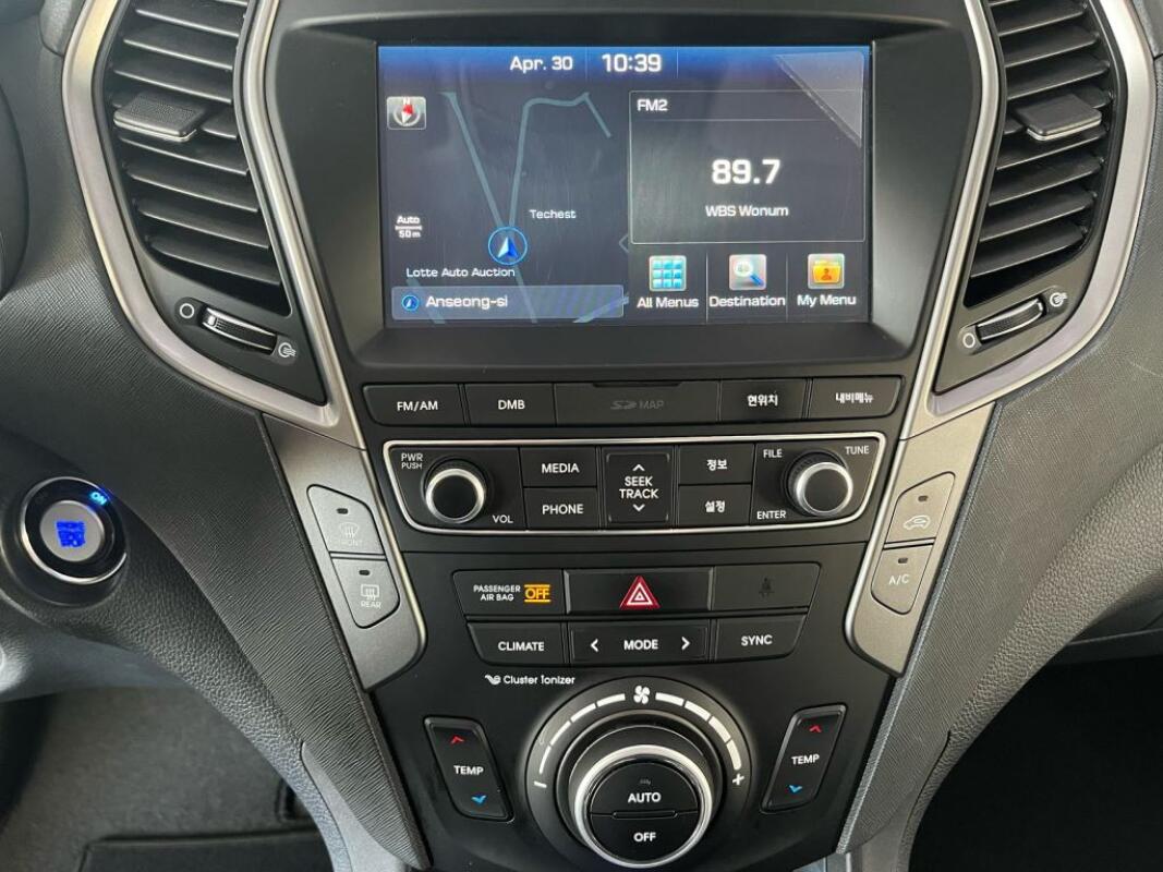 Hyundai SantaFe (2017)