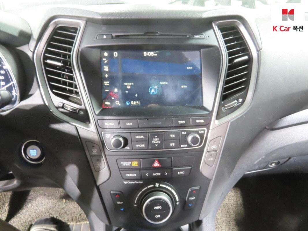Hyundai SantaFe (2016)