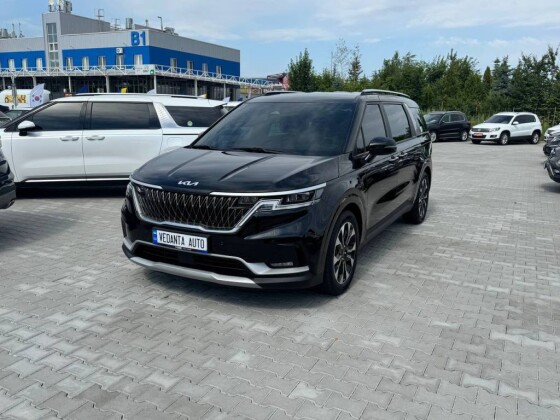 Kia Carnival (2021)
