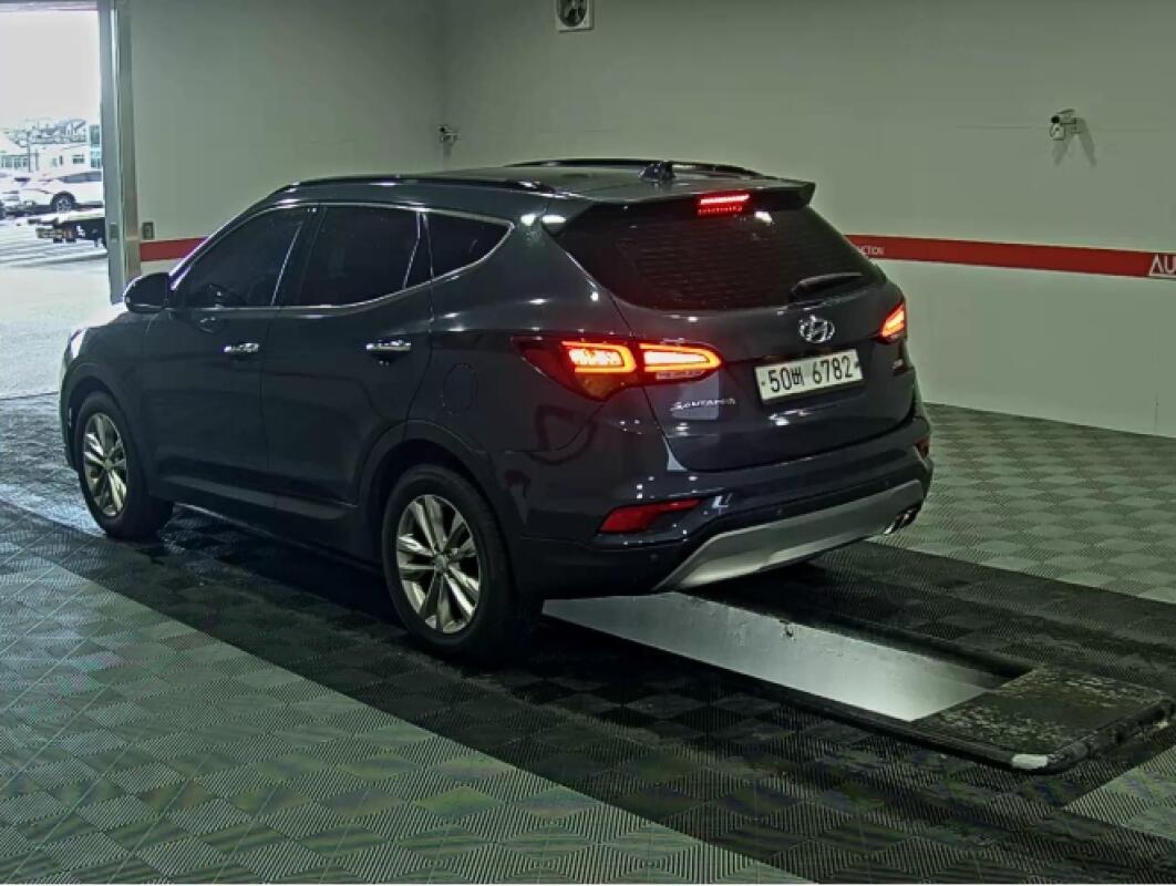 Hyundai SantaFe (2017)