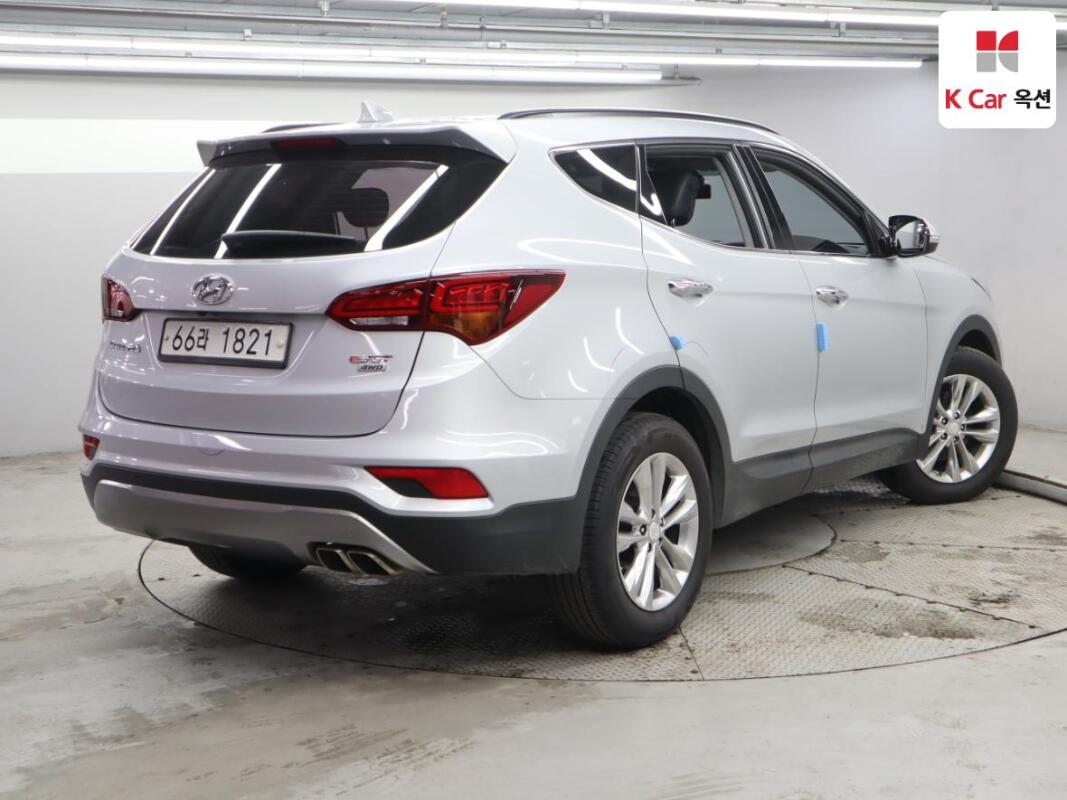 Hyundai Santa Fe (2017)