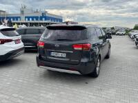 Kia Carnival (2016)