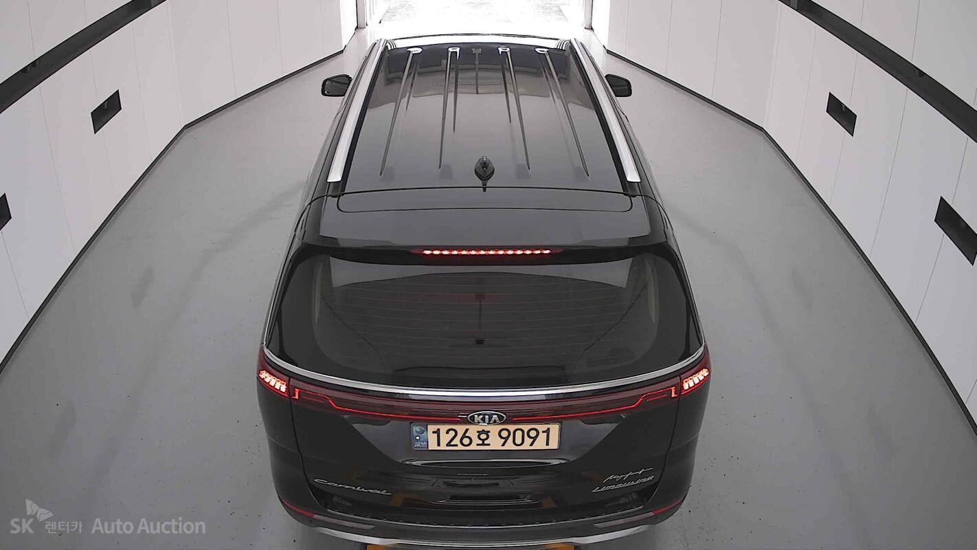 Kia Carnival (2021)