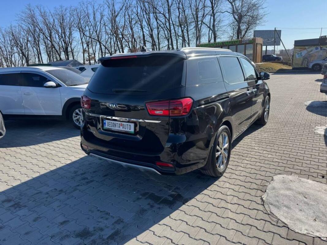 Kia Carnival (2019)